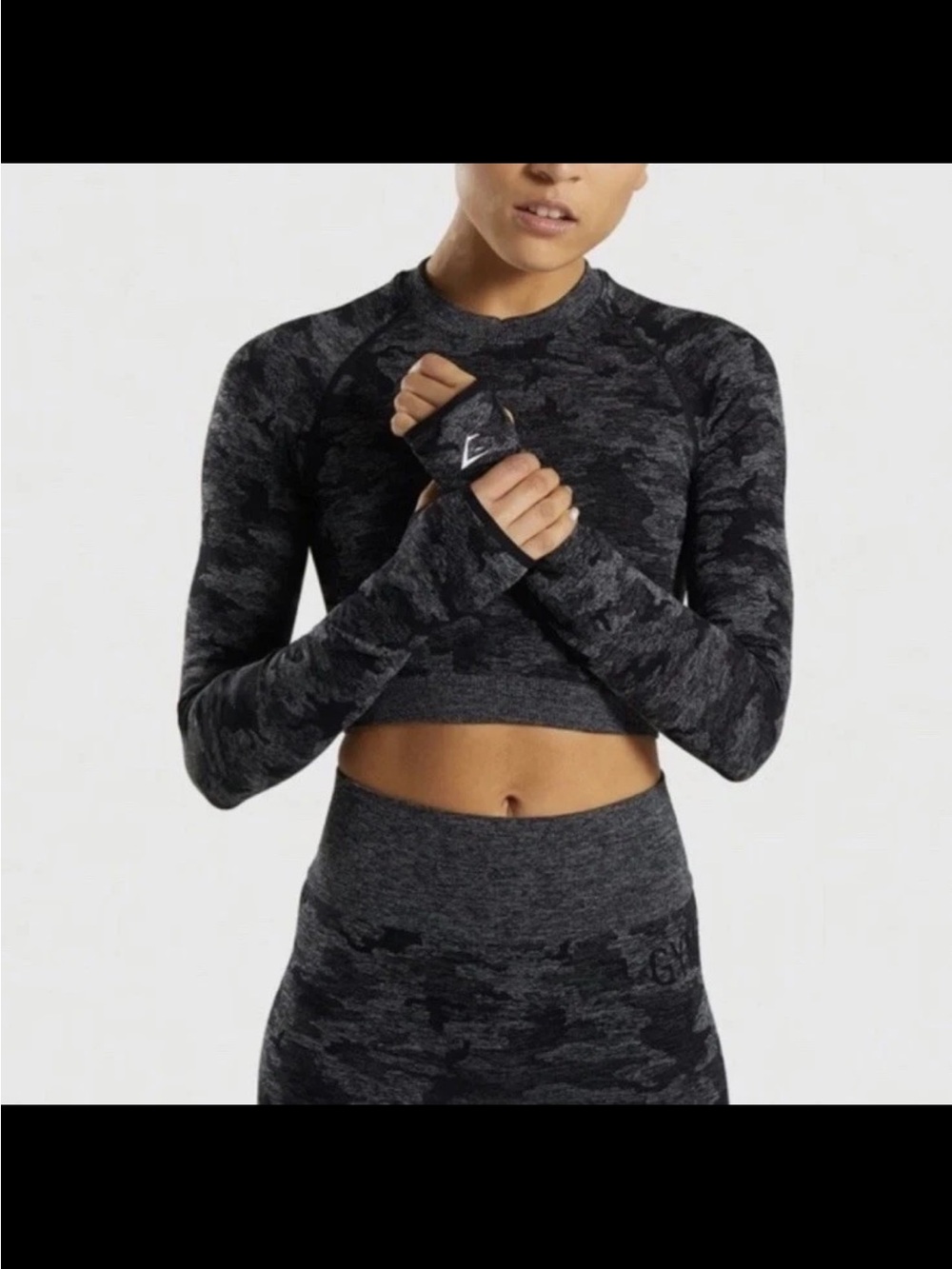 Gymshark Adapt Camo Seamless Long Sleeve Crop Top Black Grey Keyhole Back Small